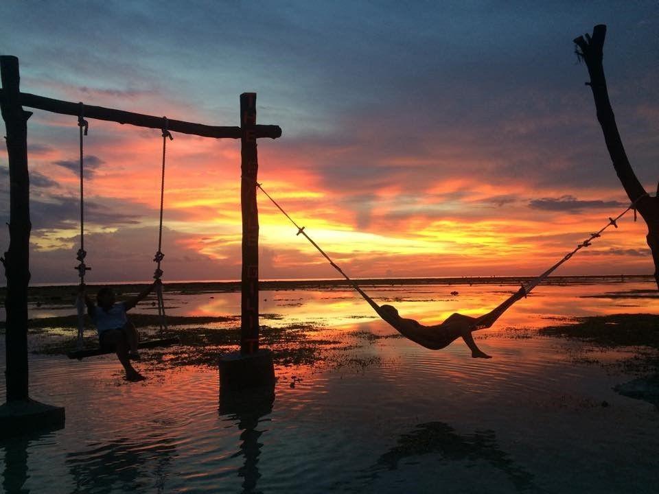 Pantai Indonesia Ini Punya Ayunan Cinta Instagram Able Banget