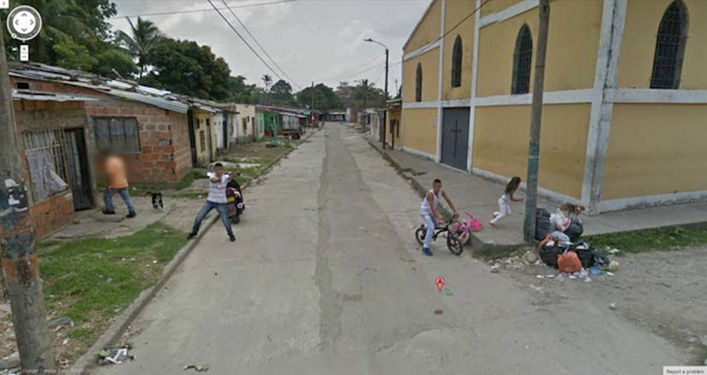 31 Kejadian Aneh Yang Tertangkap Kamera Google Street View IDN Times