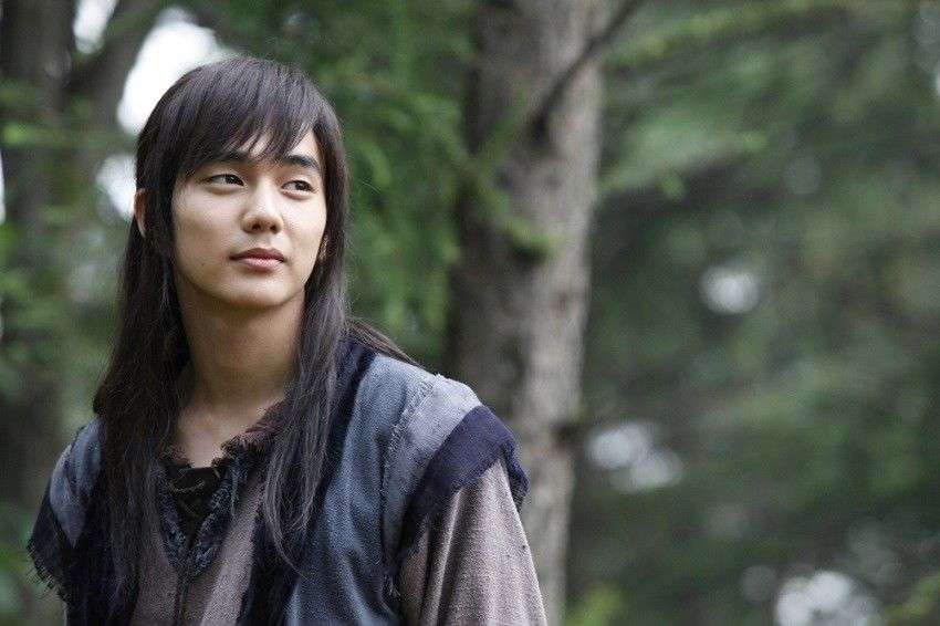 Transformasi Yoo Seung Ho Aktor Korea Langganan Drama Kolosal