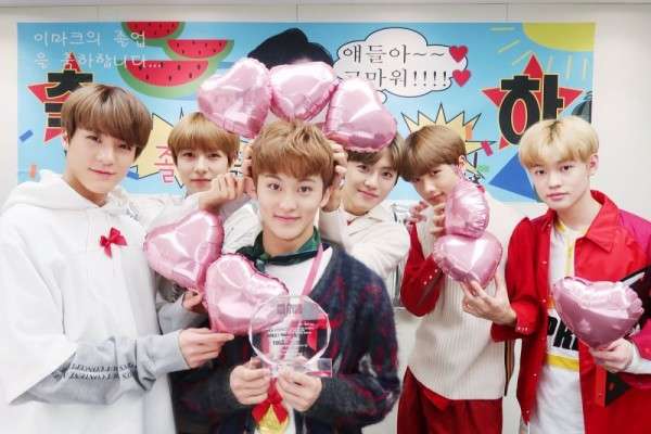 Potret Mark Anggota Nct Yang Graduate Dari Nct Dream