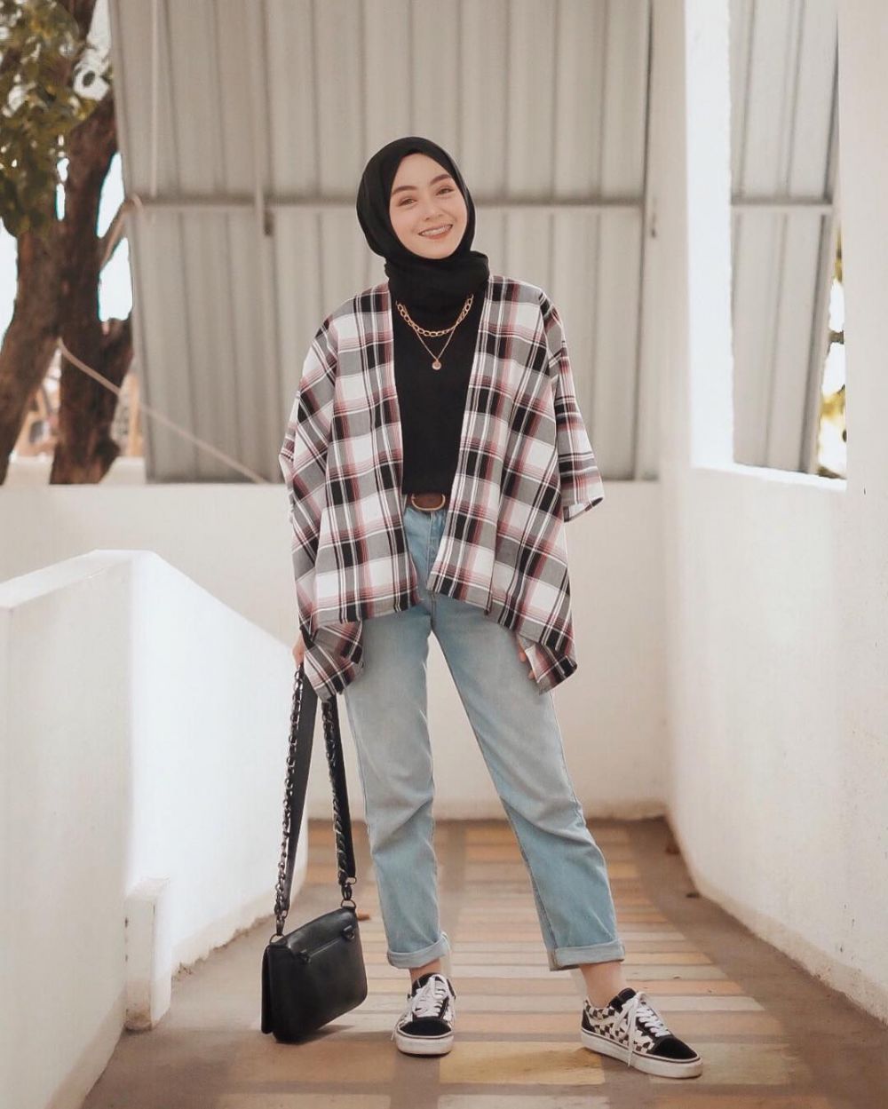 Ide Mix Match Hijab Plaid Outer Ala Fashion Influencer Modis