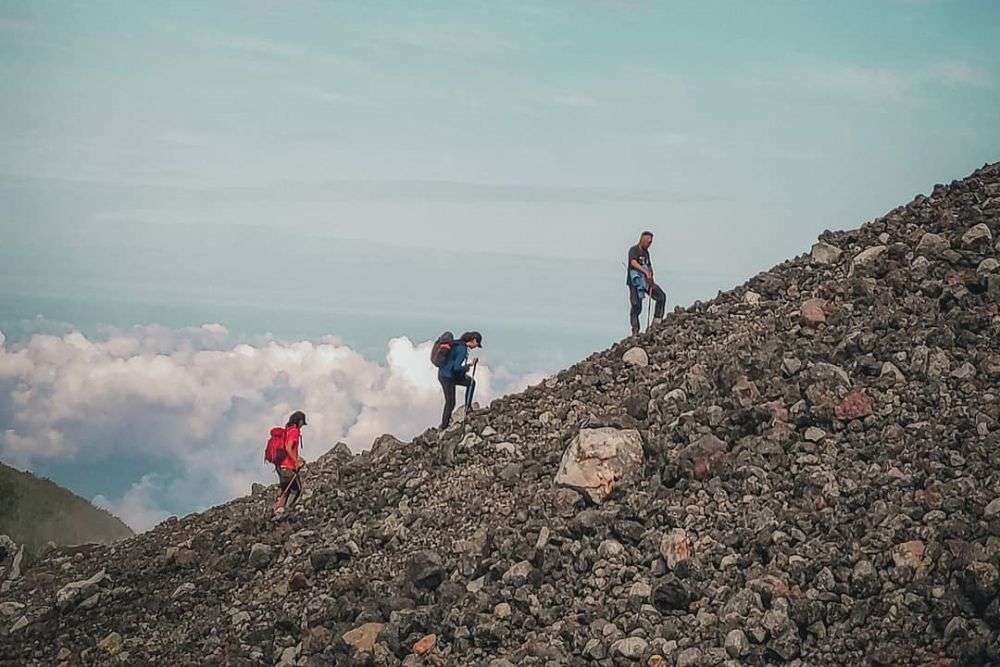 Keindahan Alam Di Timur Indonesia Ini 14 Fakta Unik Gunung Gamalama