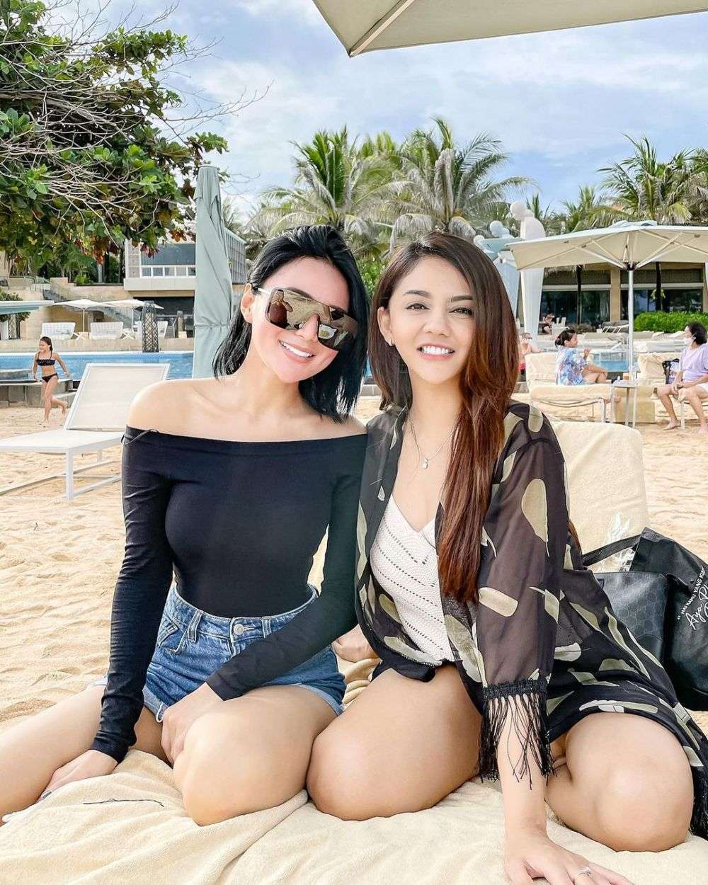 Pamer Body Goals 10 Potret Liburan Seru Wika Salim Di Bali