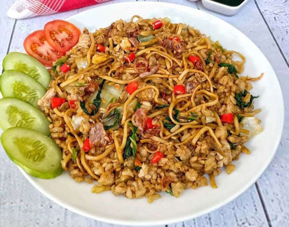 Resep Sajian Mie Goreng Rasanya Seenak Warung Kaki Lima