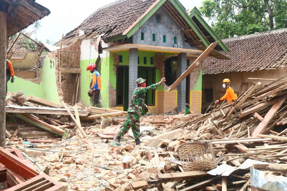 Rekonstruksi Pasca Bencana BNPB Tunggu Pengajuan Daerah