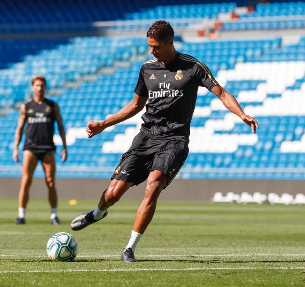 Alasan Kenapa Raphael Varane Layak Dibeli Manchester United