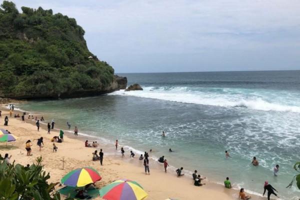 Info Wisata Pantai Nguyahan