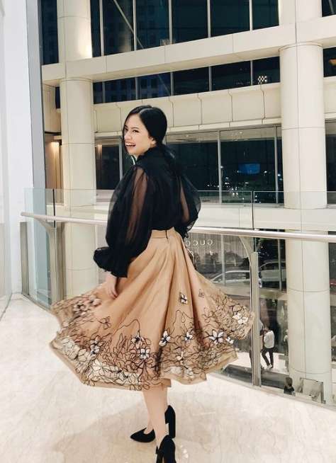 Ide Mix And Match Outfit Hitam Ala Hanggini