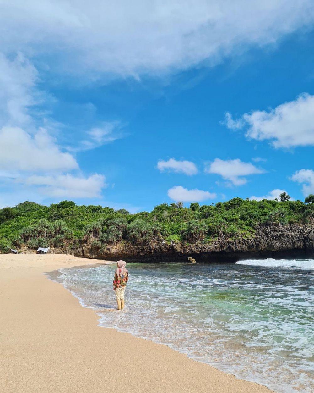 Informasi Wisata Pantai Sedahan Yogyakarta