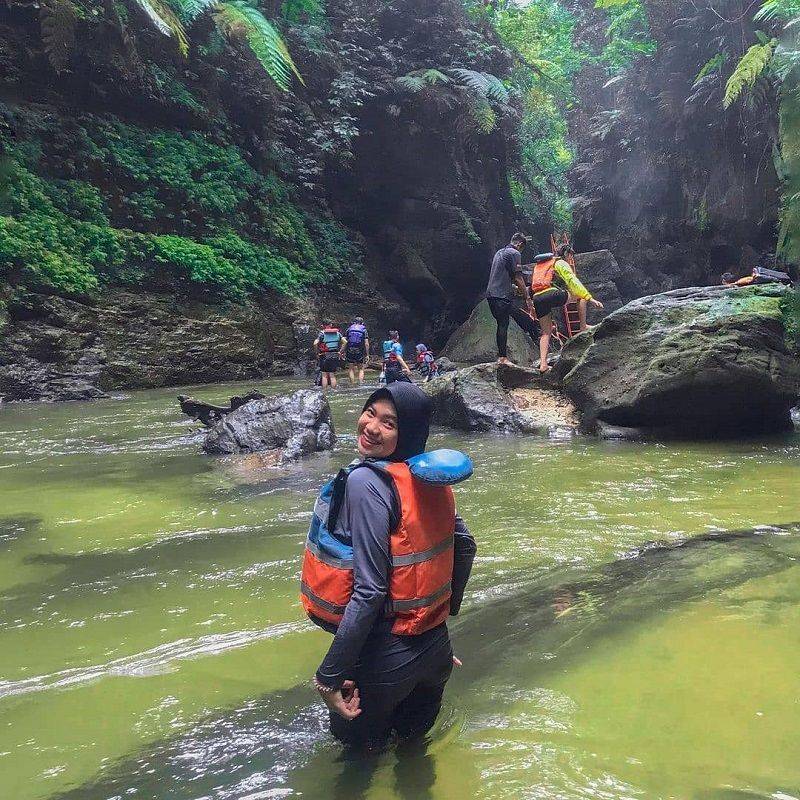 Pesona Keindahan Air Terjun Gulamo Kampar