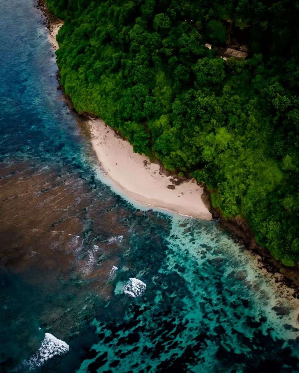 Pesona Green Bowl Pantai Eksotis Di Ujung Selatan Bali