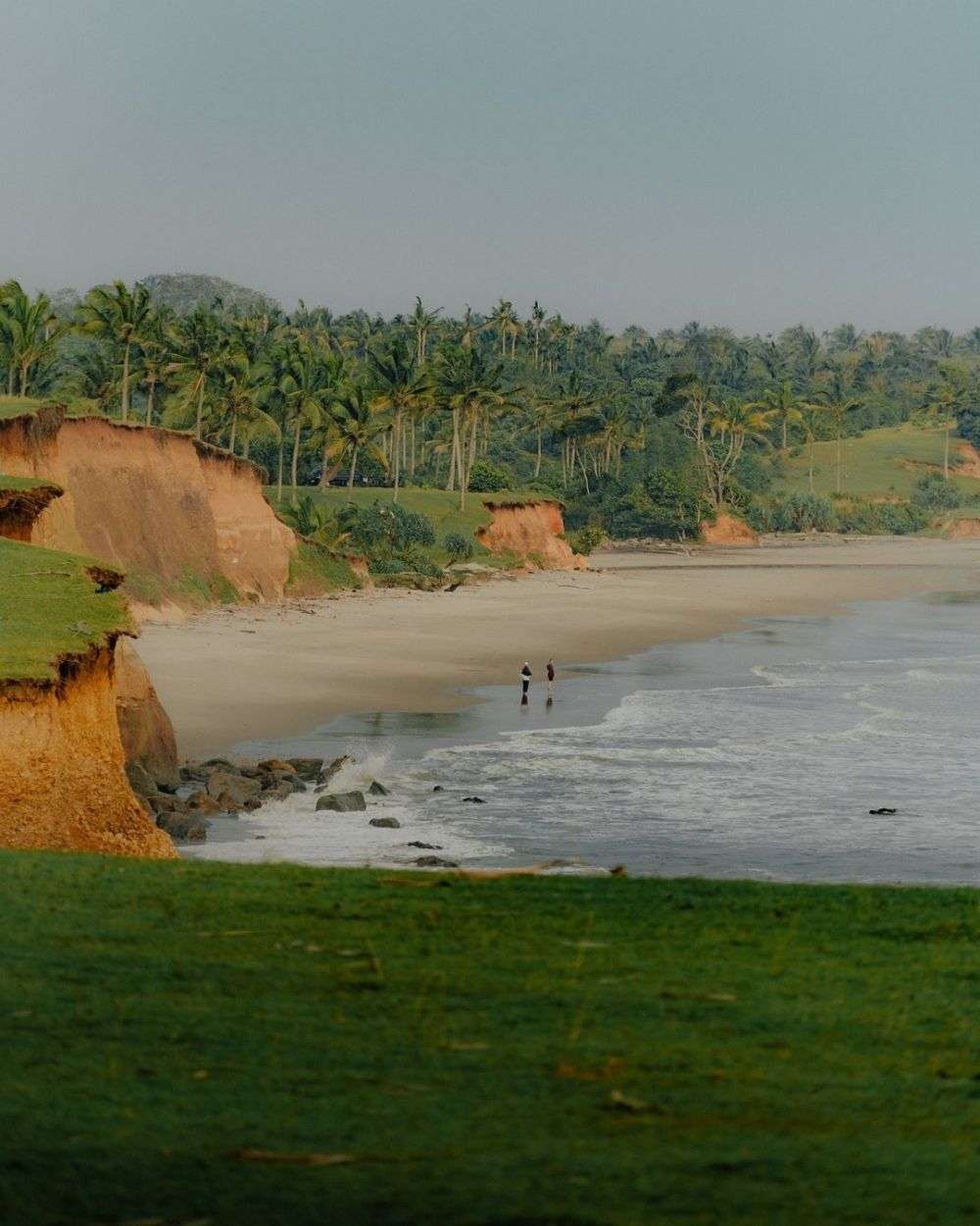 Pesona Pantai Nangai Bengkulu