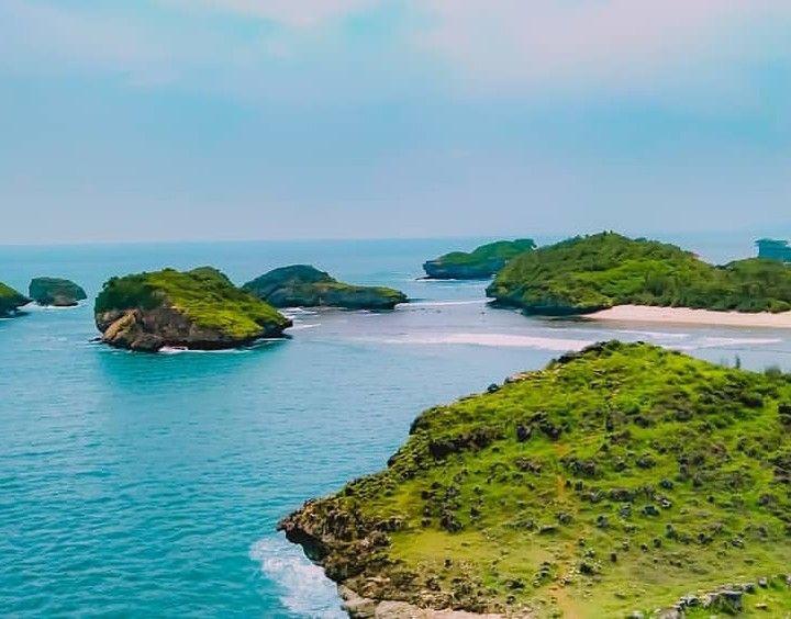 10 Pesona Pantai Kasap Miniatur Raja Ampat Dari Pacitan