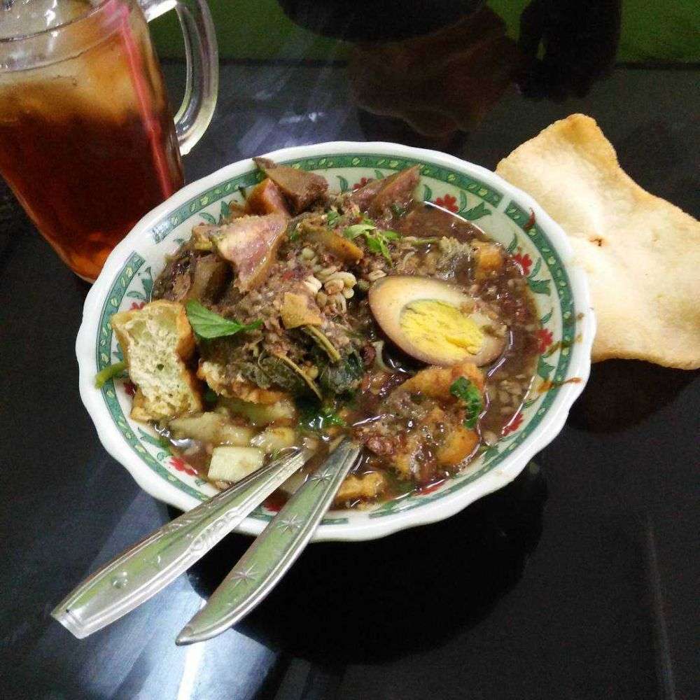 5 Tempat Makan Rujak Soto Di Banyuwangi Recommended