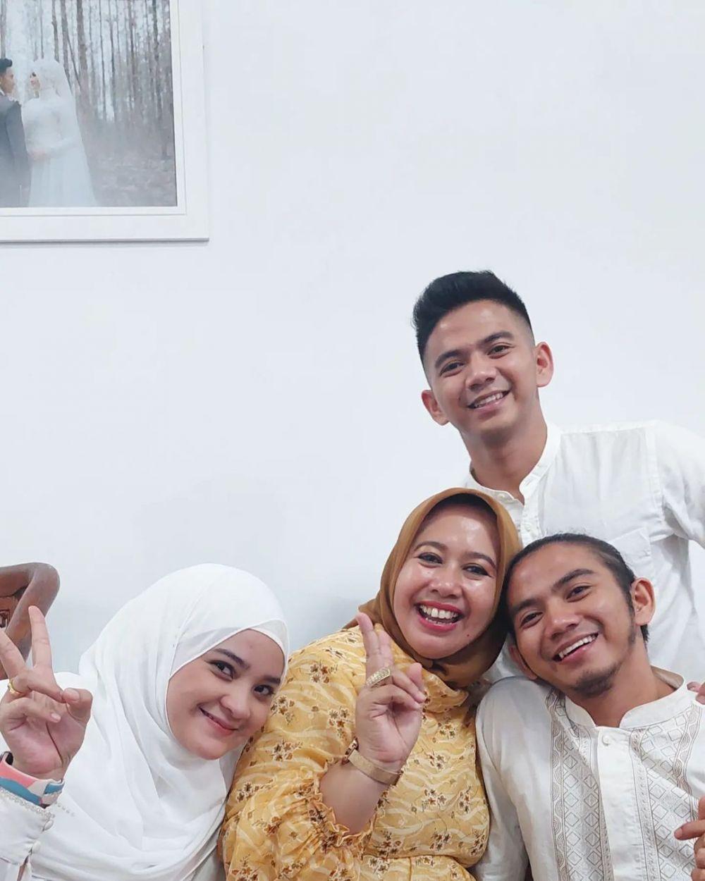 Momen Syukuran Bulan Kehamilan Istri Ridho D Academy