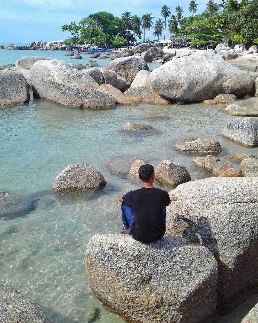 5 Wisata Alam Di Bangka Belitung Yang Punya Nuansa Eksotis