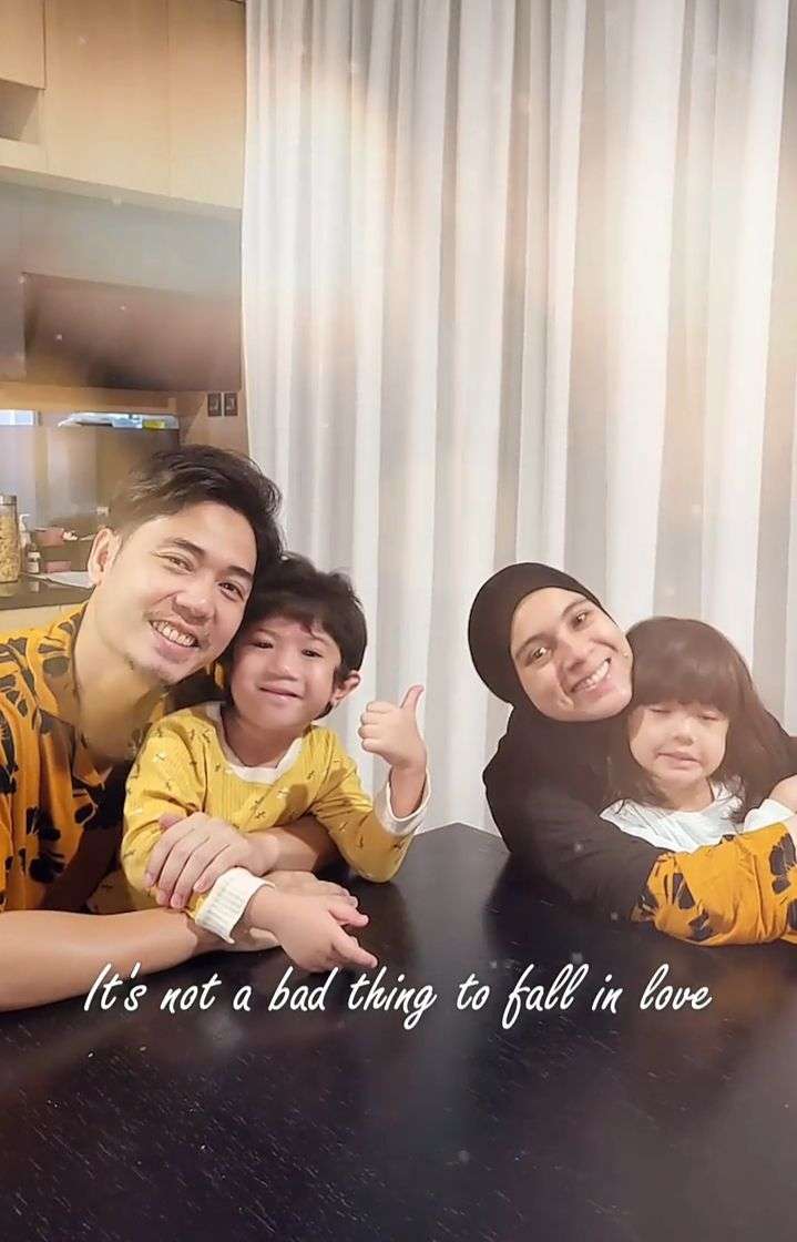 10 Foto Memori 7 Tahun Pernikahan Rizky Kinos Dan Nycta Gina