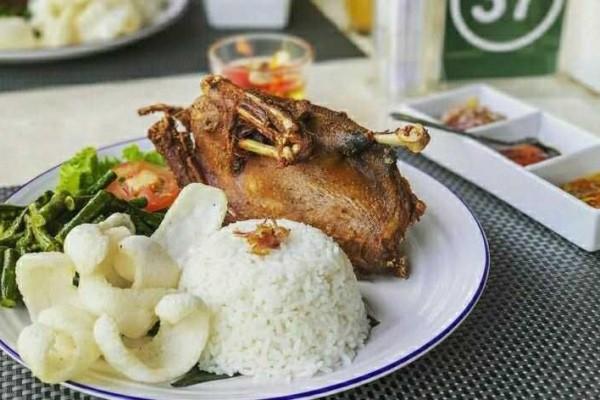 5 Rekomendasi Bebek Goreng Di Jakarta Barat Gak Alot