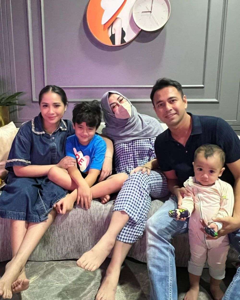 9 Potret Amy Qanita Ibu Raffi Ahmad Yang Baru Ulang Tahun