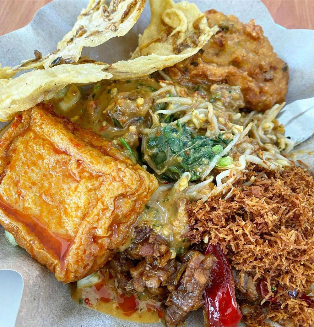 Tempat Makan Nasi Pecel Di Surabaya Lauknya Melimpah