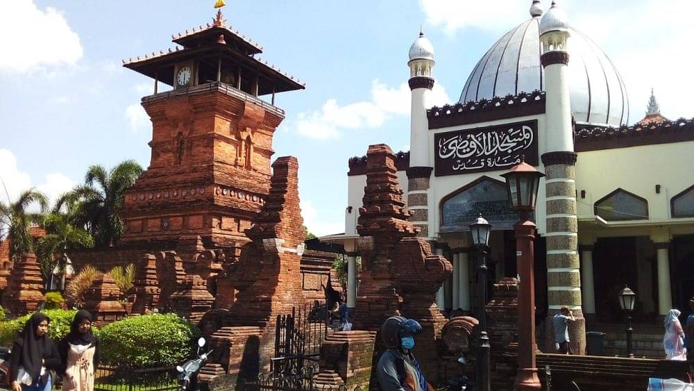 Masjid Dengan Arsitektur Unik Di Indonesia