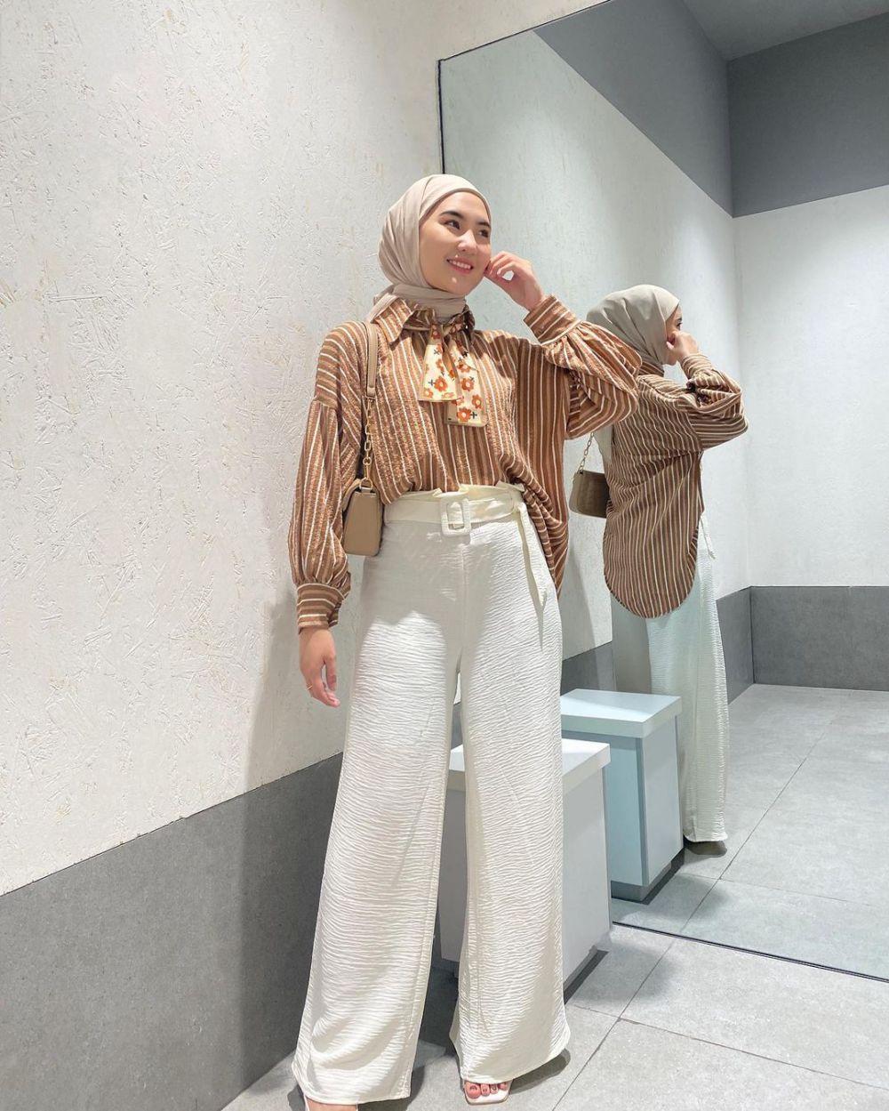 Inspirasi Outfit Earth Tone Ala Intan Ghazella Bikin Adem