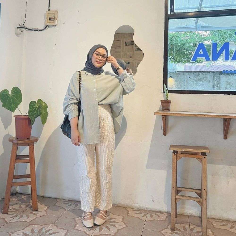 Ootd Hijab Dengan Kemeja Oversize Ala Adzara Afifah