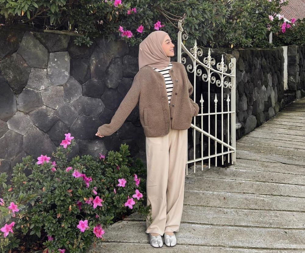 Inspirasi Outfit Girls Night Out Ala Meirani Amalia Putri