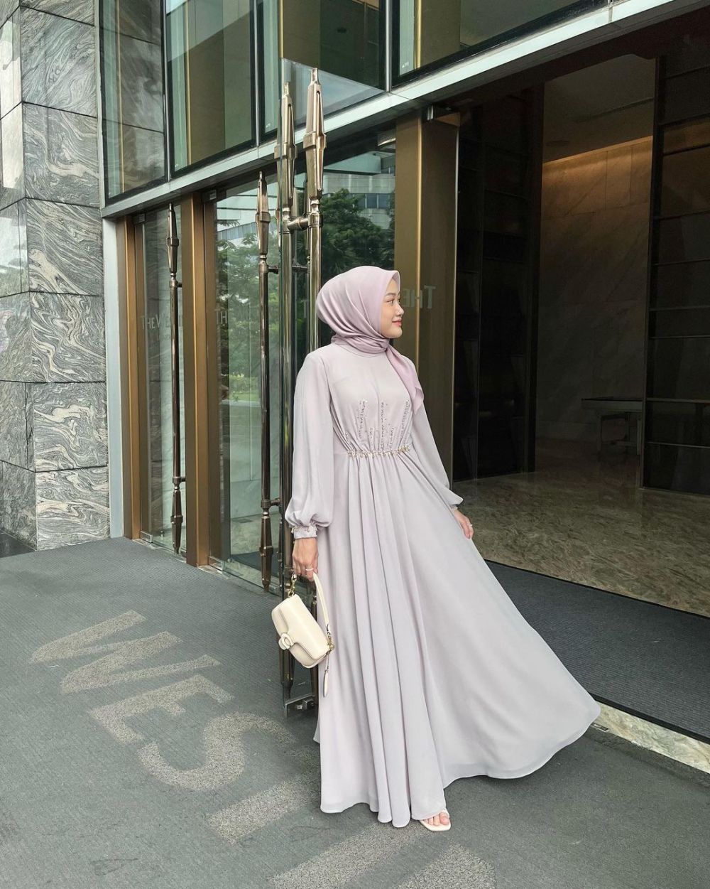 8 Inspirasi Busana Dress Adinda Valda Style Hijab Kekinian