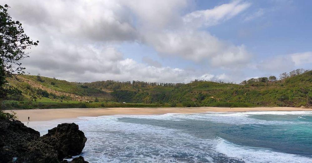 Pantai Paling Indah Di Blitar Gak Kalah Dengan Bali