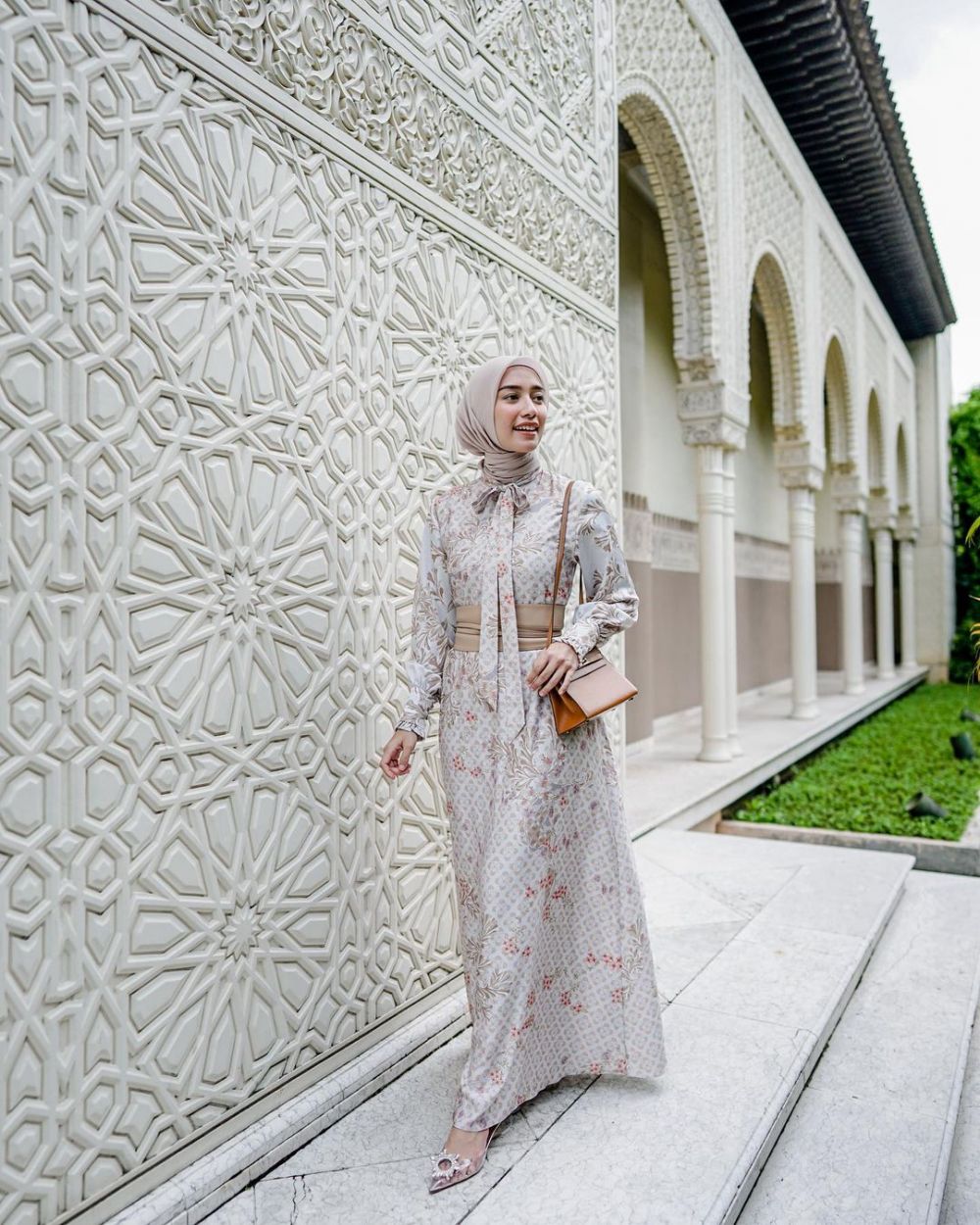 Ootd Kondangan Hijab Modern Ala Mega Iskanti