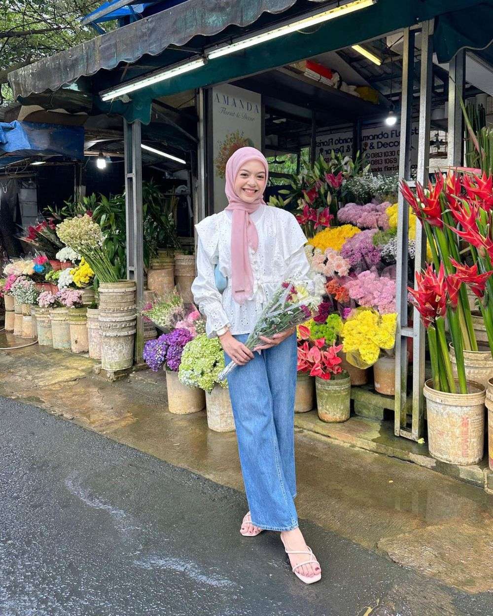 Inspirasi Ootd Hijab Dengan Atasan Putih Ala Febiola