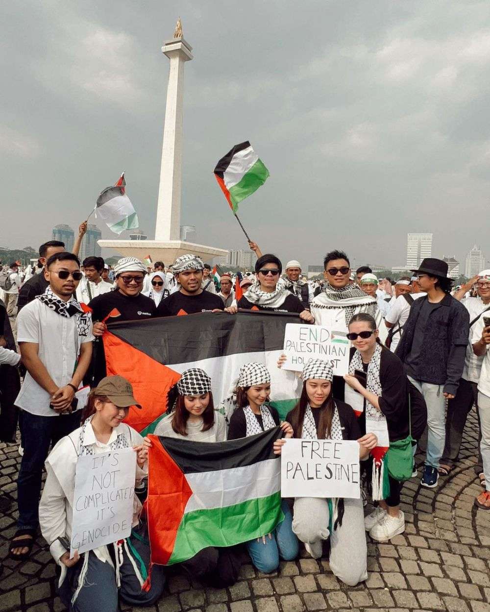 Potret Aaliyah Massaid Ikut Aksi Bela Palestina Di Monas