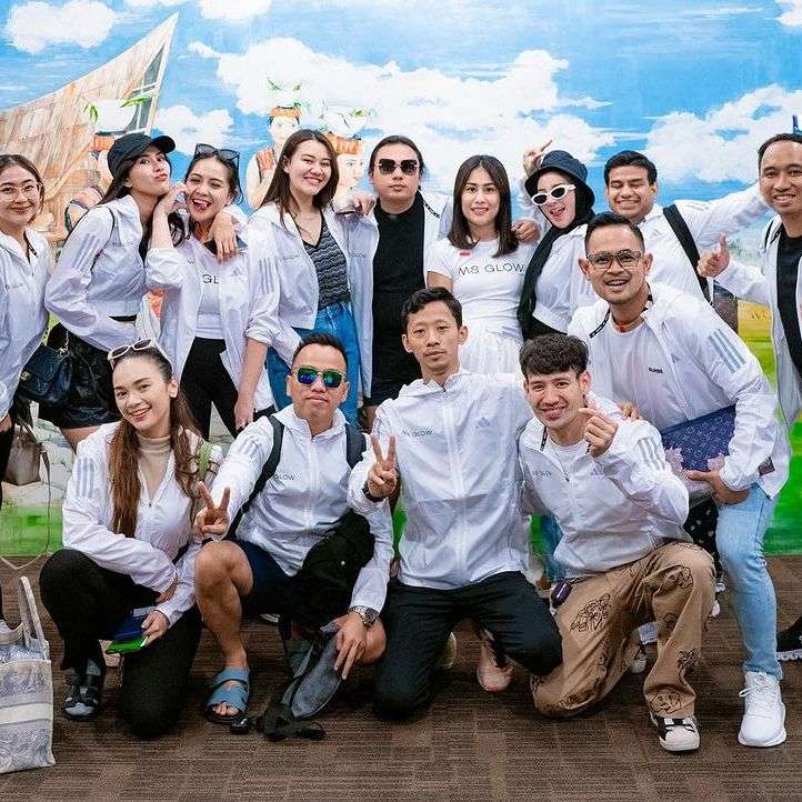 Para Artis Ramaikan Singapore Marathon