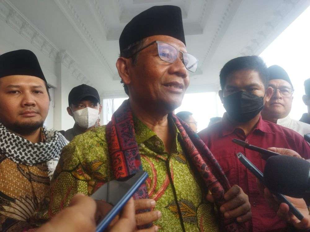 Mahfud Md Tidak Pernah Dengarkan Penilaian Rocky Gerung