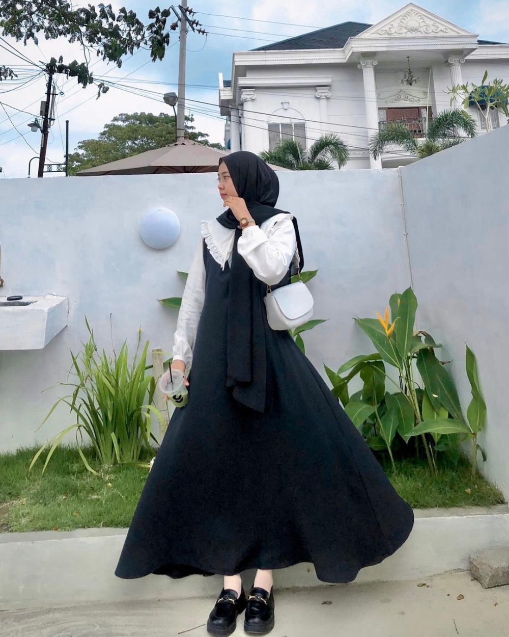 OOTD Hijab Mamba Style Ala Yennisun Super Catchy