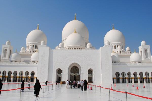 Fakta Masjid Syaikh Zayed Uni Emirat Arab