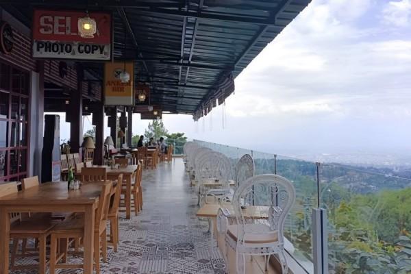 Tempat Makan Di Dago Atas View Bagus Betah Nongkrong