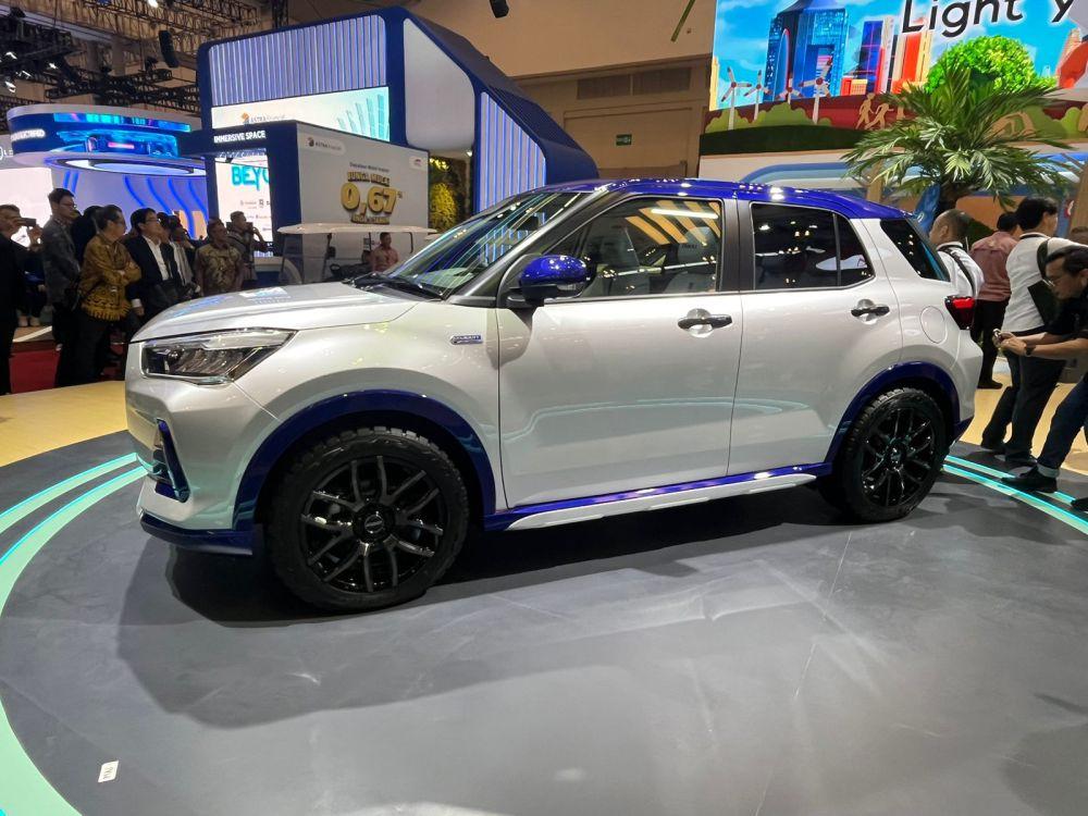 Daihatsu Rocky Crossfield Mejeng Di Giias