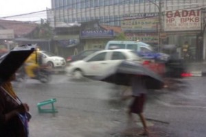 Hujan Es dan Angin Kencang Menerjang Temanggung 