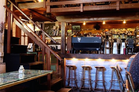 revolver-coffeteatravels-d4d82ced2df3be7cbbe4bb53c3e20bc3.jpg
