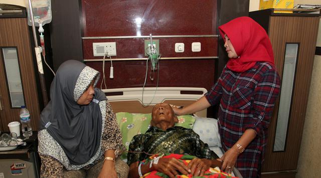 Jadi Manusia Tertua Di Dunia Ini 7 Fakta Tentang Mbah Gotho