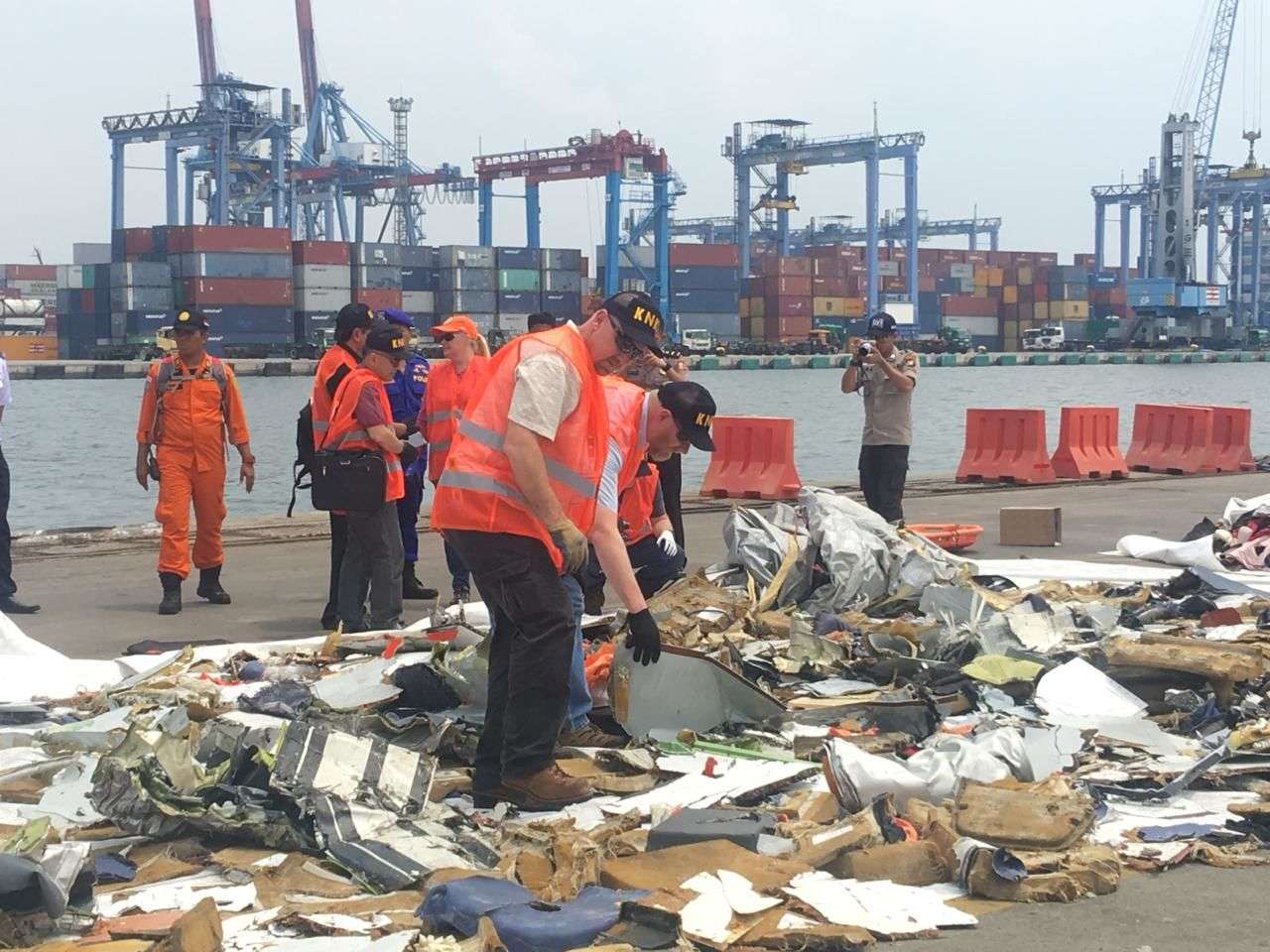 Empat Kantong Jenazah Korban Lion Air Jt Dikirim Ke Rs Polri