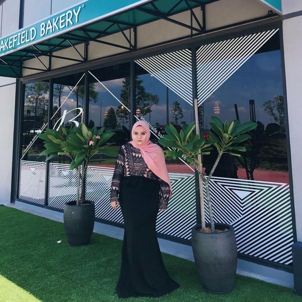 Tips Tampil Modis Dengan Hijab Buat Cewek Bertubuh Curvy