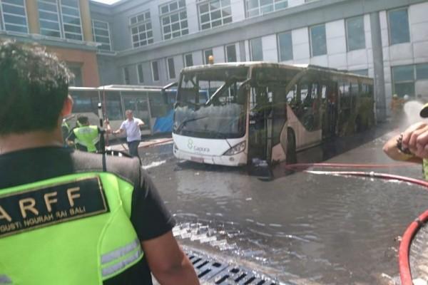 Bus Terbakar Di Bandara Udara Ngurah Rai Bali