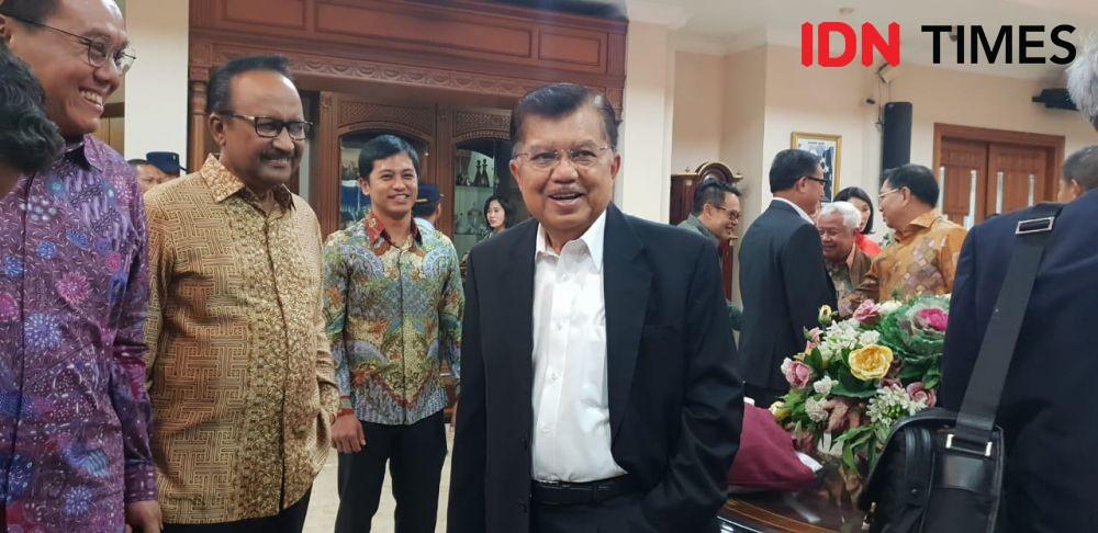 Jusuf Kalla Terima Doktor Honoris Causa Dari Universitas Negeri Padang