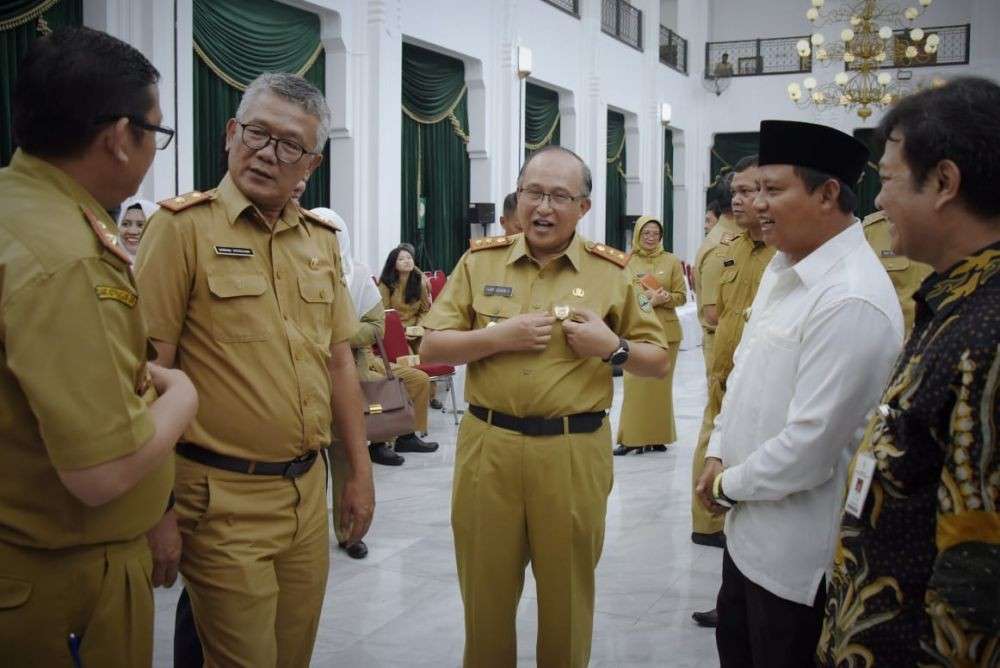 Hindari Korupsi Pejabat Pemprov Jabar Teken Pakta Integritas Idn