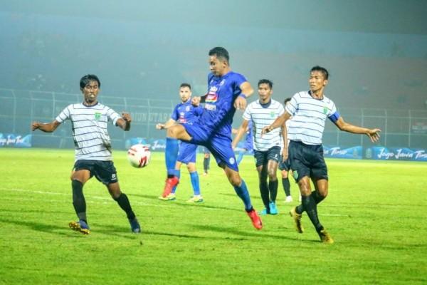 Ini Alasan Arema Fc Lepas Dave Mustaine