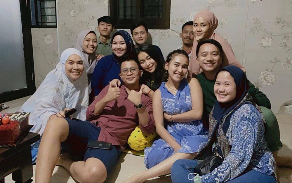 Momen Kejutan Ulang Tahun Ke Assyifa Nuraini Adik Ayu Ting Ting