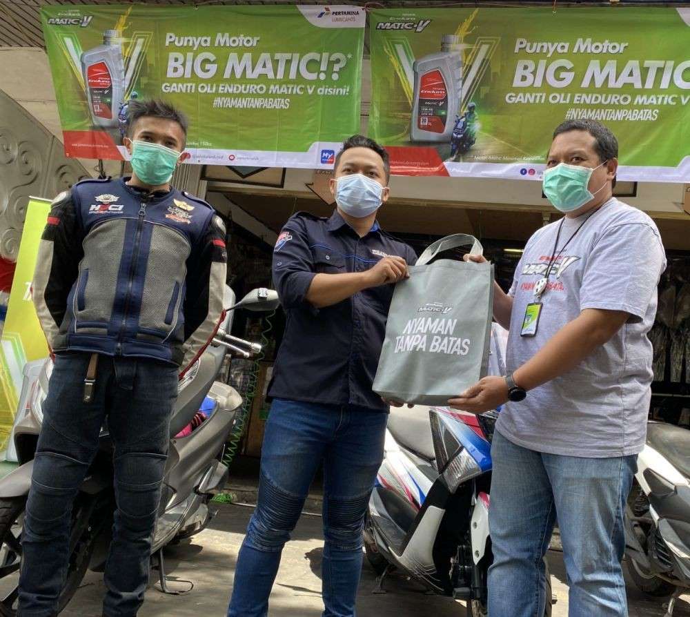 Pertamina Lubricants Bagi Bagi Oli Gratis